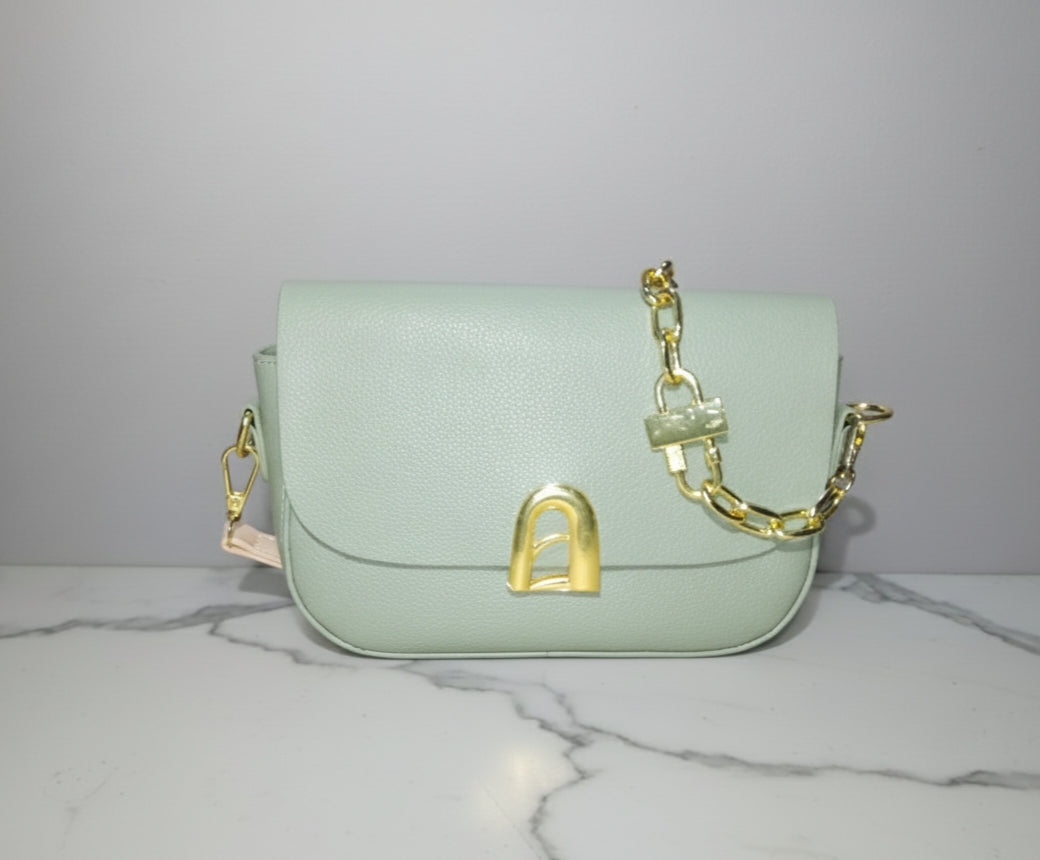 The 'Chic Curve' Crossbody Bag